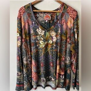 Johnny Was Aran Flower Favorite long sleeve flowy V-Neck Top size medium